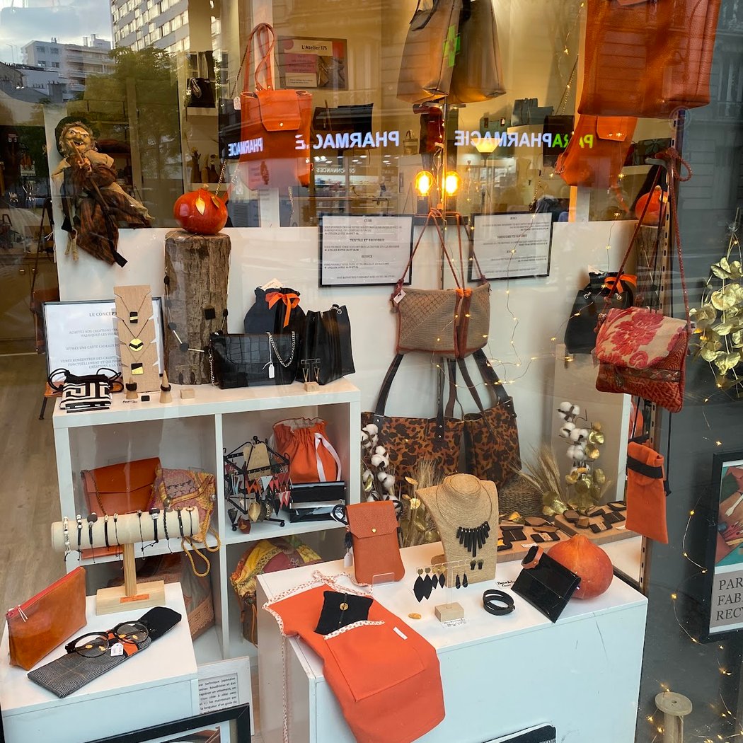 Atelier MAROQUINERIE cours particulier DIY-ABY Atelier 3